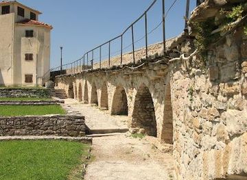 croatia/opatija/attraction/motovun-montona