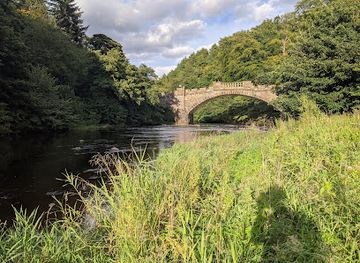 united-kingdom/west-lothian/attraction/almondell-calderwood-country-park