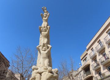 spain/catalonia/attraction/monument-als-castellers