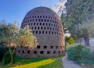 france/provence/attraction/puits-aerien