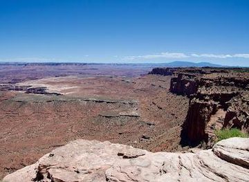 utah/moab/attraction/buck-canyon-overlook