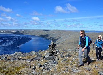 canada/nunavik/attraction/pingualuit-national-park-a-provincial-park
