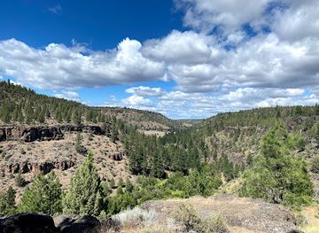 oregon/smith-rock-state-park/attraction/whychus-canyon-preserve