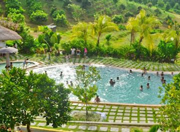 philippines/western-visayas/attraction/damires-hills-tierra-verde-leisure-farm
