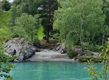 norway/jotunheimen-national-park/attraction/bovra-beach
