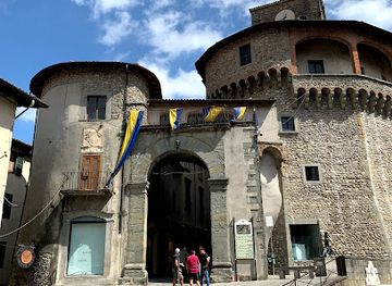 italy/garfagnana/attraction/rocca-ariostesca
