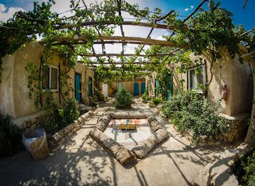 israel/judea/attraction/kfar-hanokdim