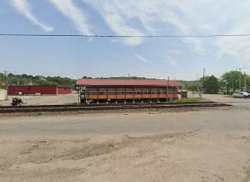 illinois/mississippi-palisades-state-park/attraction/savanna-train-car-museum