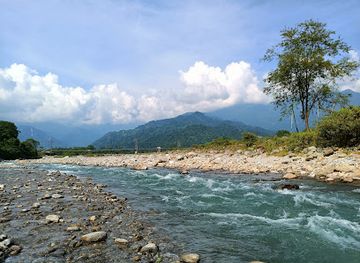 bhutan/dagana/attraction/lal-jhamela-basti