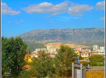 albania/kruje/attraction/george-w-bush-statue