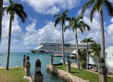 aruba/eagle-beach/attraction/bridge-best-place-for-cruise-photos