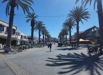 california/santa-monica/attraction/hermosa-beach