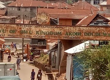 nigeria/abeokuta/attraction/olowu-palace