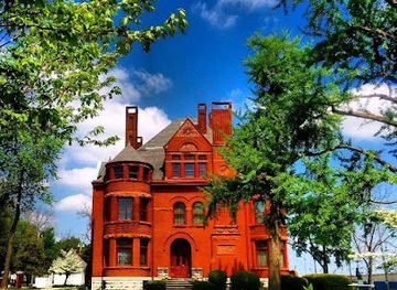indiana/central-indiana/attraction/howard-steamboat-museum