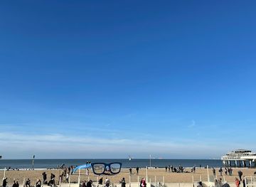 netherlands/scheveningen-beach/attraction/vissersnamenmonument