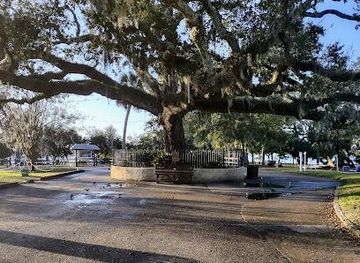florida/panama-city-beach/attraction/oaks-by-the-bay-park