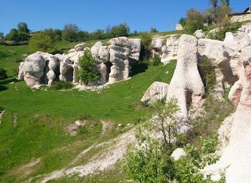 bulgaria/central-southern-bulgaria/attraction/the-stone-wedding