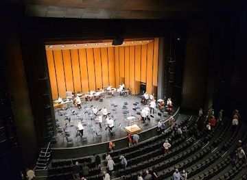 illinois/schaumburg/attraction/harris-theater-for-music-and-dance