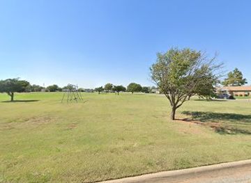 oklahoma/gloss-mountain-state-park/attraction/swing-park