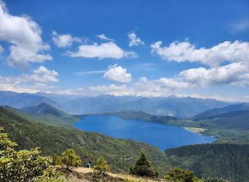 nepal/rara-lake/attraction/rara-lake-side