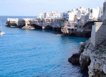 italy/bari/attraction/centro-storico-polignano-a-mare