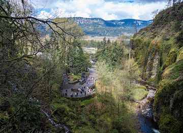 Multnomah Falls