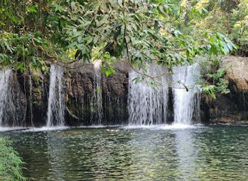 india/andaman-islands/attraction/krishna-nallah-waterfall