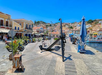 greece/dodecanese/attraction/monument-to-the-diver