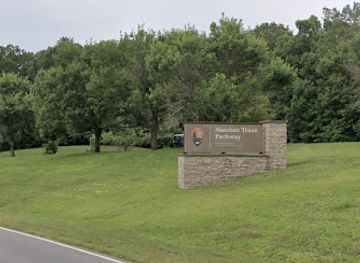 tennessee/franklin/attraction/natchez-trace-parkway-sign