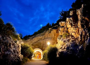 montenegro/durmitor-national-park/attraction/tunnel