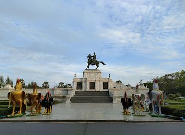 thailand/ayutthaya-province/attraction/king-naresuan-monument