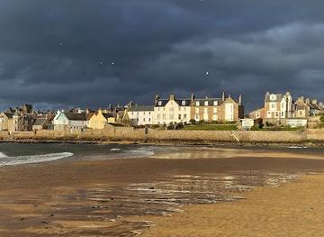 united-kingdom/edinburgh/attraction/elie-beach