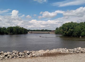 illinois/quad-cities/attraction/sylvan-island