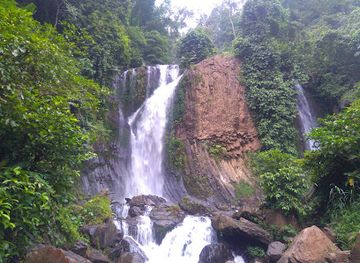 indonesia/lampung/attraction/air-terjun-lembah-pelangi