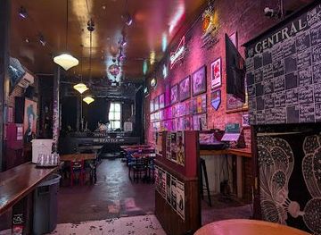 washington/federal-way/attraction/central-saloon