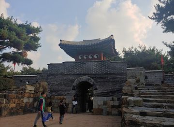 south-korea/suwon/attraction/seonamammun-gate
