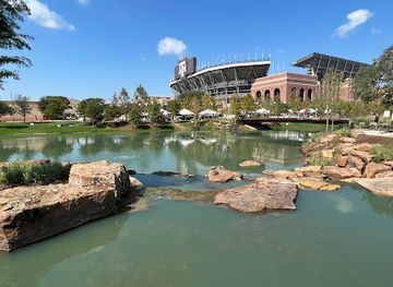 texas/college-station/attraction/aggie-park