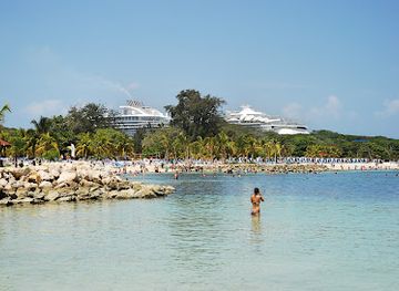 haiti/labadee/attraction/dragon-s-tail-coaster