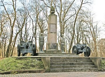 poland/masovia/attraction/pomnik-obroncow-modlina