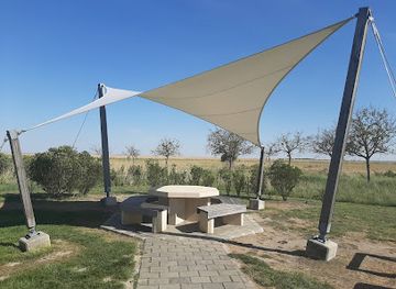 austria/neusiedler-see/attraction/bike-rest-station