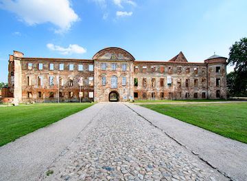 germany/pomerania/attraction/kloster-und-schlossanlage-dargun