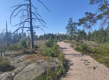 finland/nuuksio-national-park/attraction/rajakallio