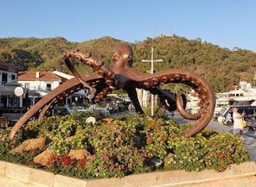 turkiye/marmaris/attraction/hobotnica