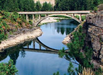 idaho/silver-valley/attraction/visit-post-falls