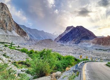 pakistan/khunjerab-pass/attraction/batura-glacier-viewpoint