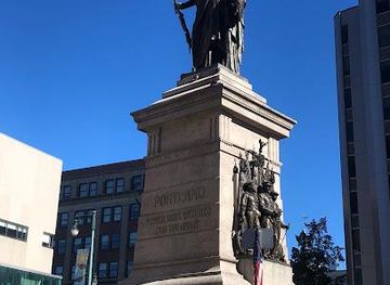 maine/south-portland/attraction/monument-square