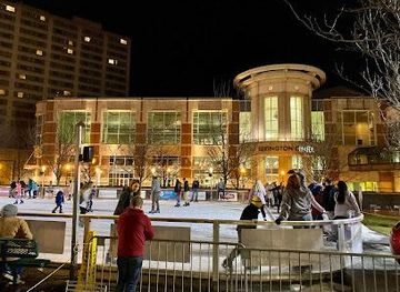 kentucky/frankfort/attraction/triangle-park