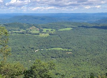 south-carolina/blue-ridge-mountains/attraction/e-b-jeffress-park-the-cascades-trail