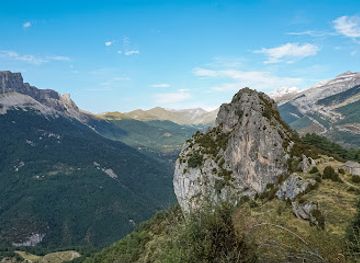 spain/ordesa-y-monte-perdido-national-park/attraction/ermitas-de-tella