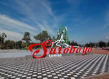indonesia/surabaya/kenjeran/attraction/suroboyo-park